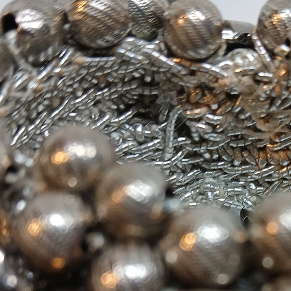 Vintage Retro Reproduction Aestetic Revival Elastic Band Button Bracelet #2W - Picture 4 of 14